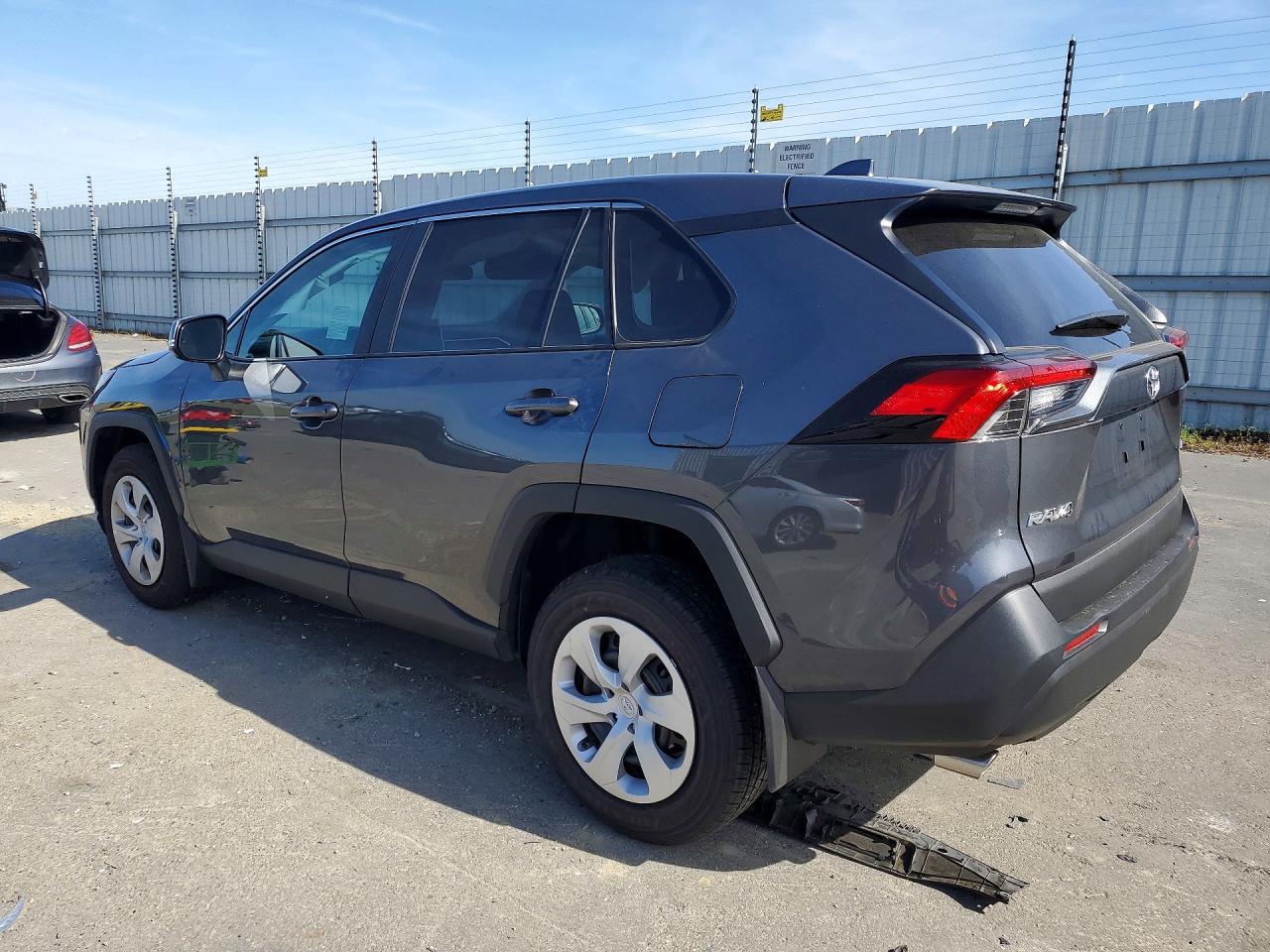 2025 TOYOTA RAV4 LE photo 4