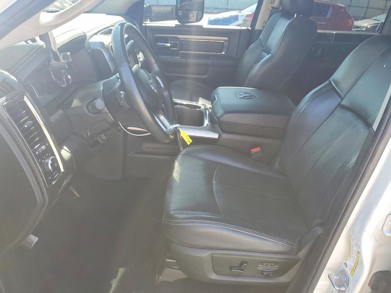 2018 RAM 2500 LARAMIE photo 19