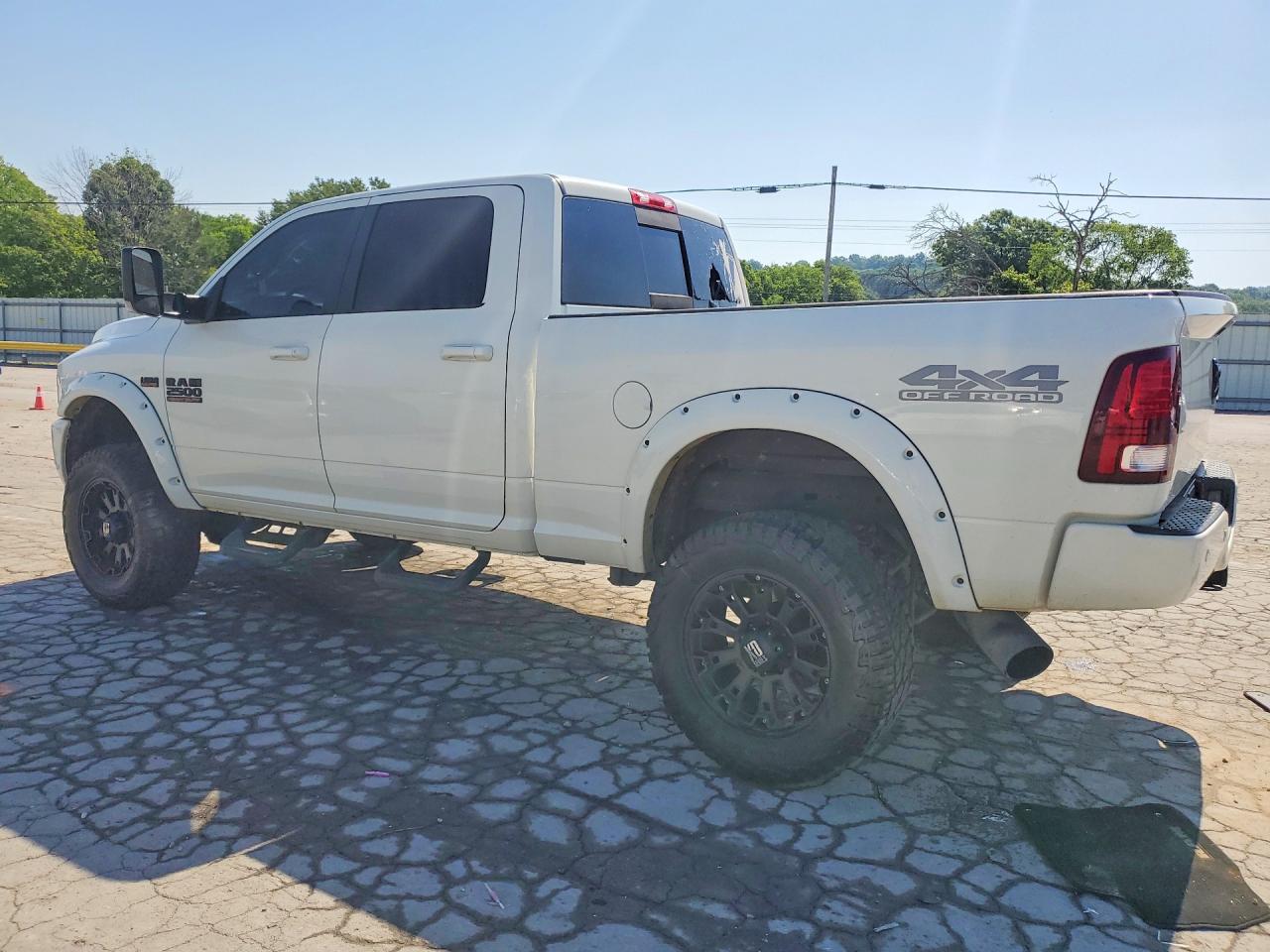 2018 RAM 2500 LARAMIE photo 4