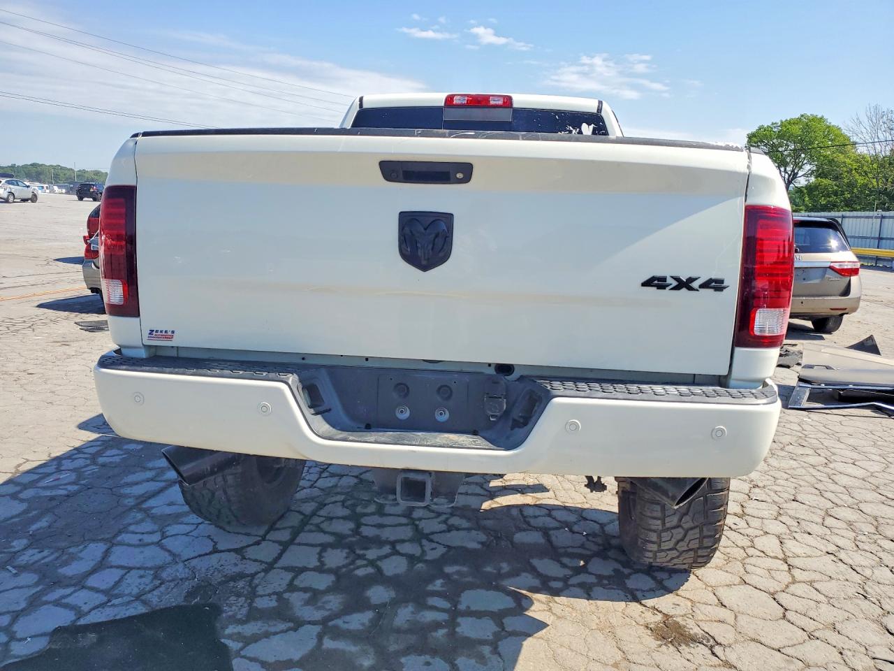 2018 RAM 2500 LARAMIE photo 16