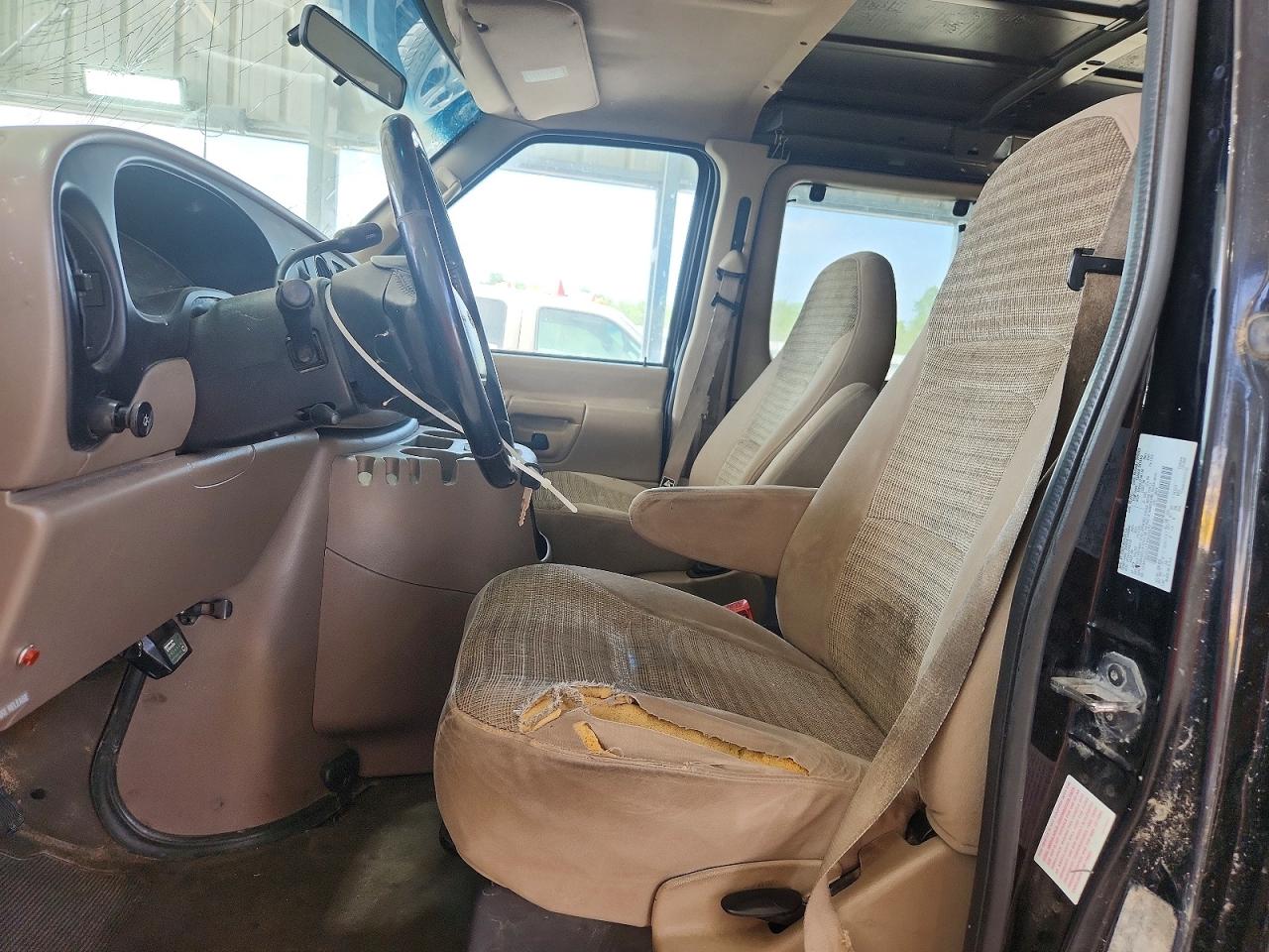 2001 FORD ECONOLINE E350 SUPER DUTY WAGON photo 19