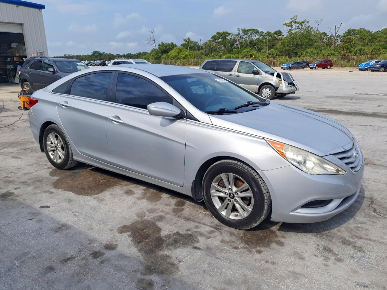 2011 HYUNDAI SONATA GLS photo 7