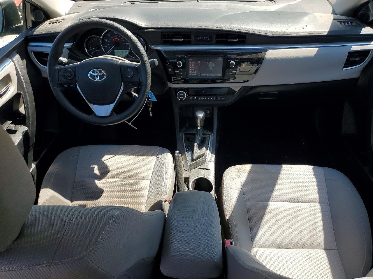 2015 TOYOTA COROLLA LE photo 15
