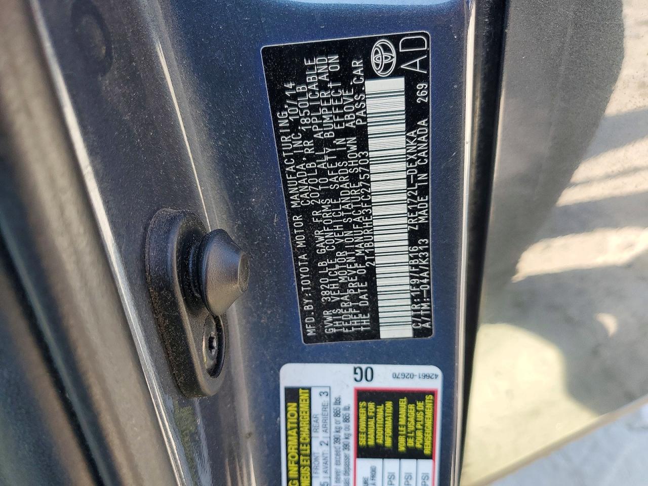 2015 TOYOTA COROLLA LE photo 23