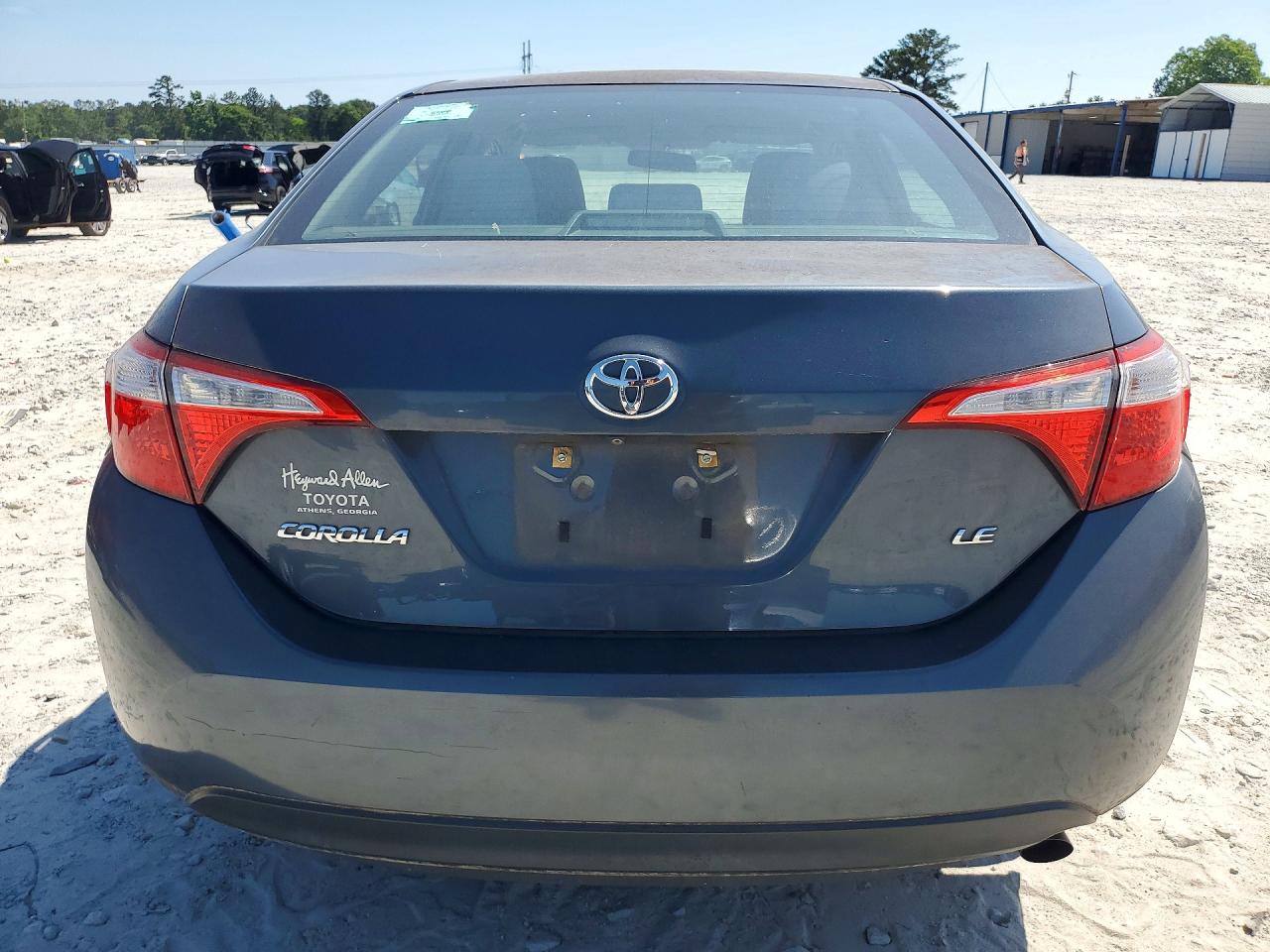 2015 TOYOTA COROLLA LE photo 11