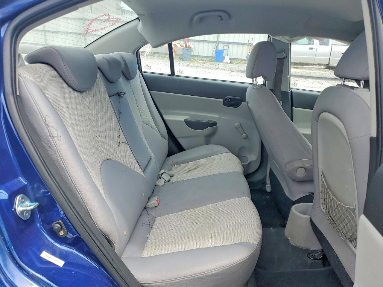 2010 HYUNDAI ACCENT GLS photo 10
