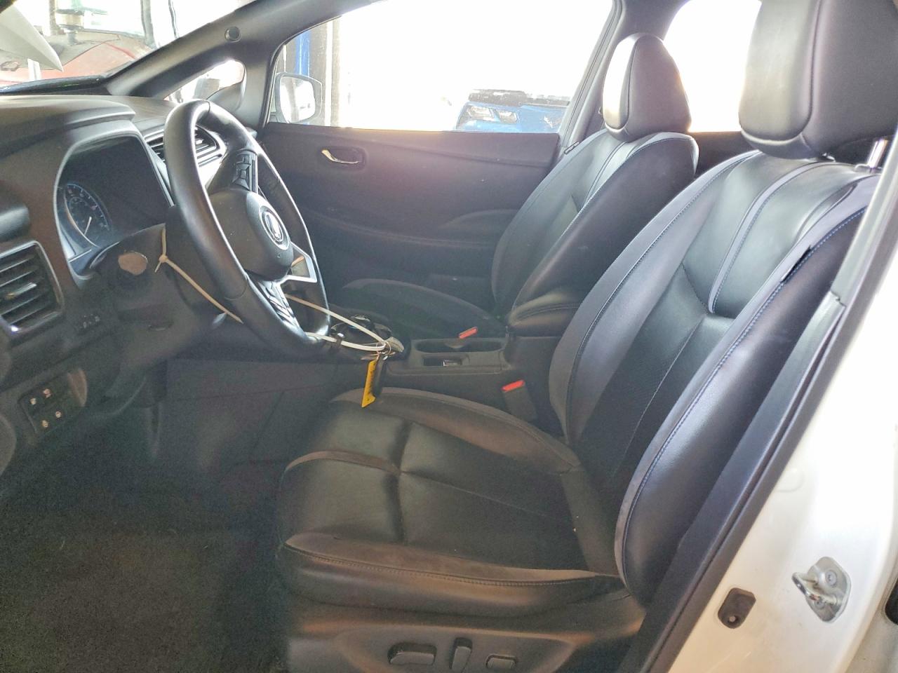 2019 NISSAN LEAF SL PLUS photo 7