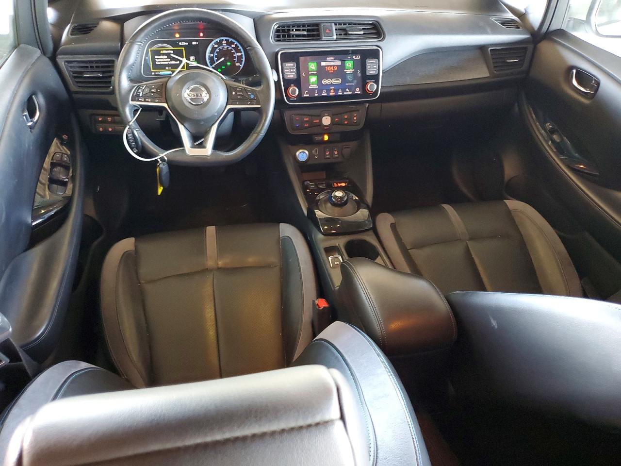2019 NISSAN LEAF SL PLUS photo 8