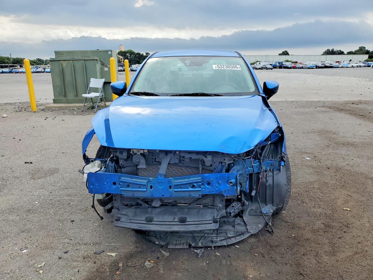 2019 TOYOTA YARIS LE photo 5