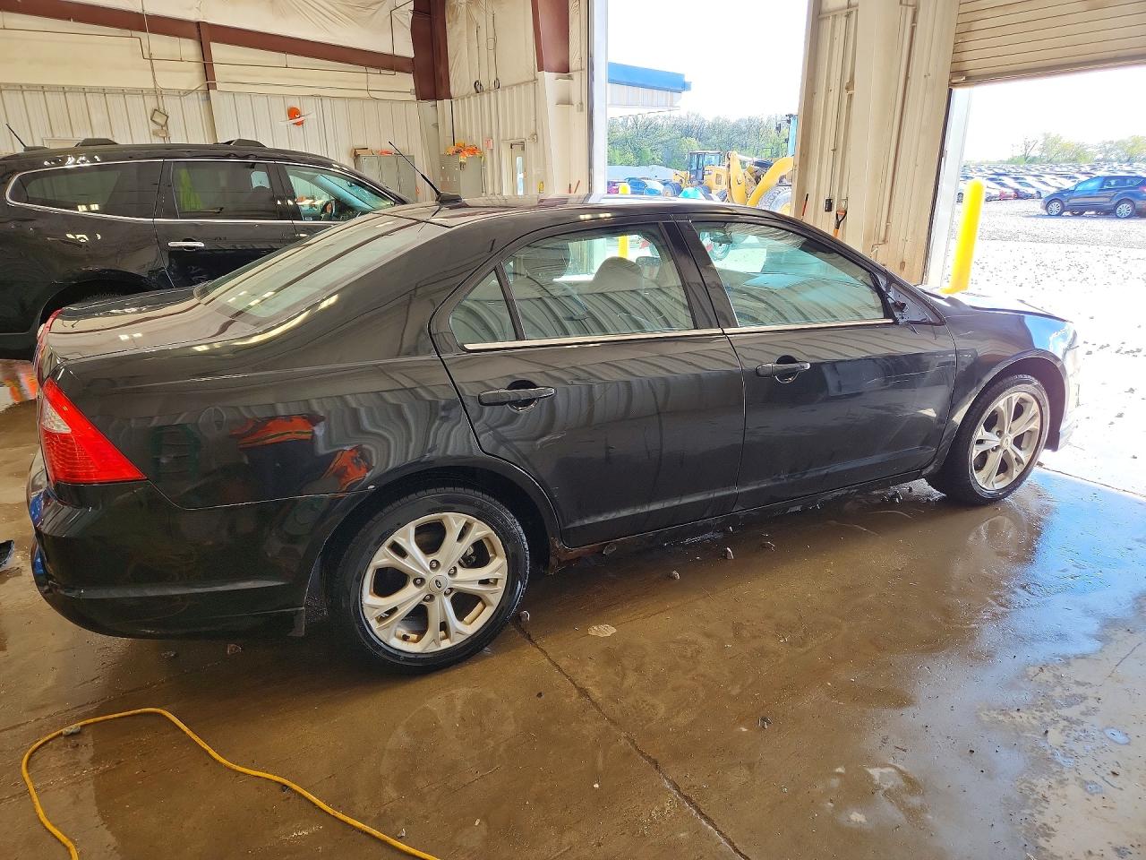 2012 FORD FUSION SE photo 5