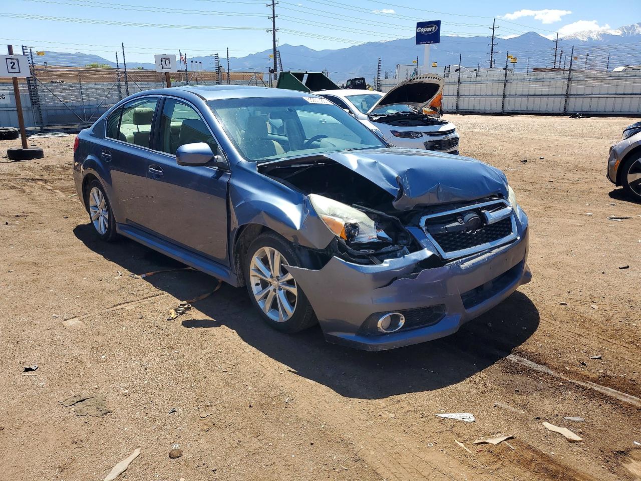 2013 SUBARU LEGACY 2.5I LIMITED photo 4