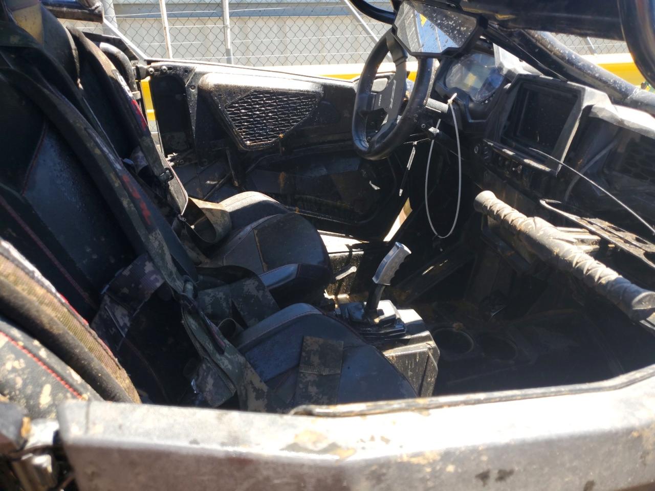 2021 POLARIS RZR UTILITY VEHICLE photo 9