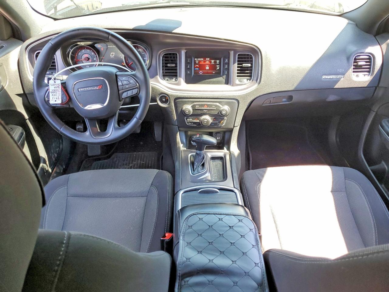 2016 DODGE CHARGER SE photo 22