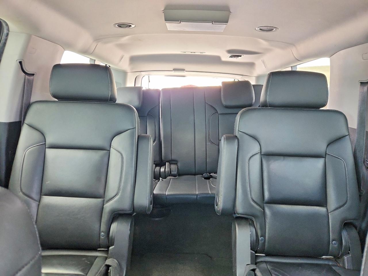2018 CHEVROLET SUBURBAN K1500 LT photo 10