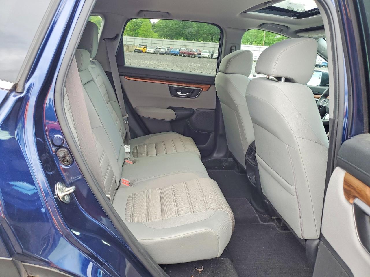 2017 HONDA CR-V EX photo 31