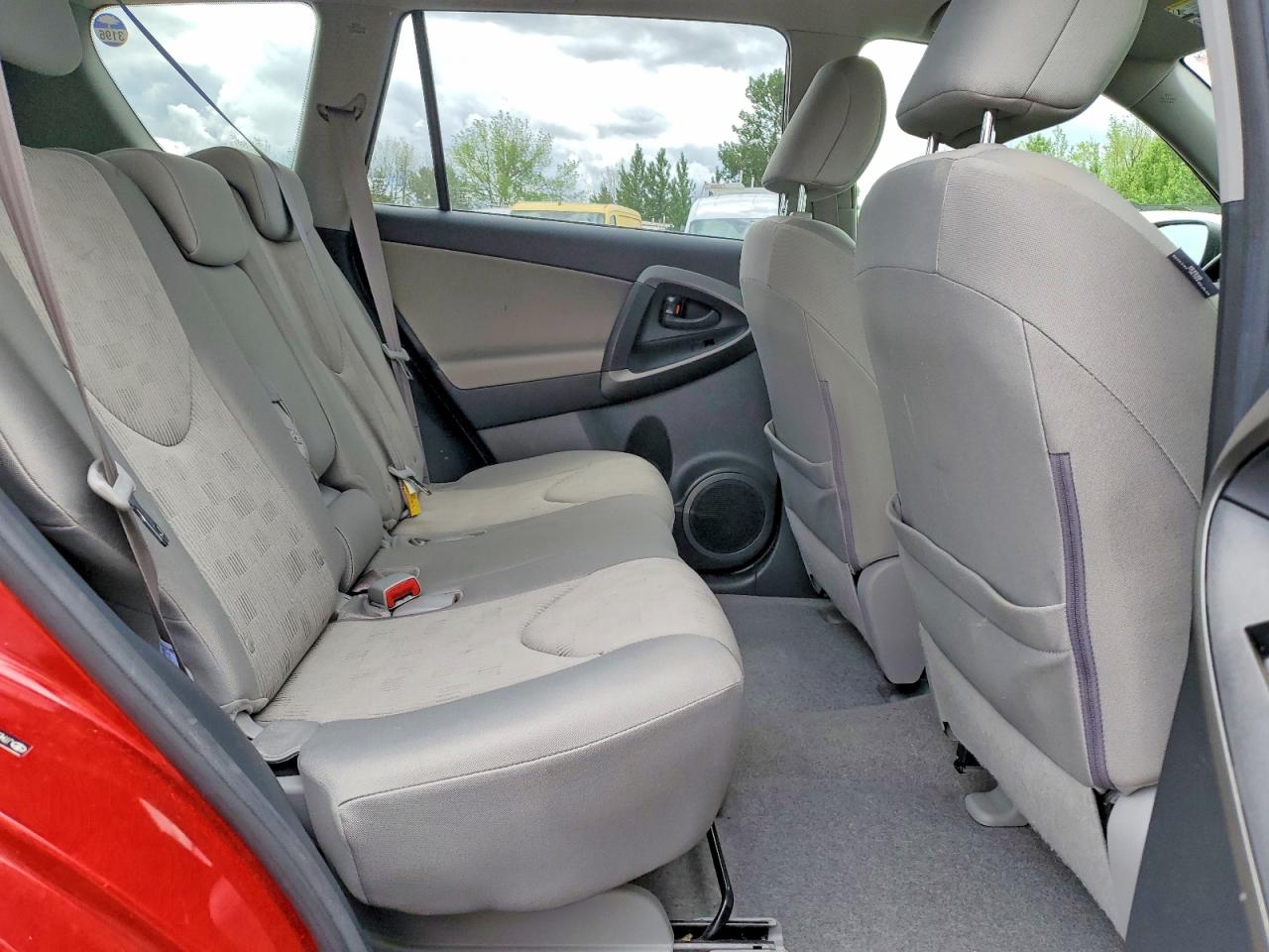 2010 TOYOTA RAV4 BASE photo 19