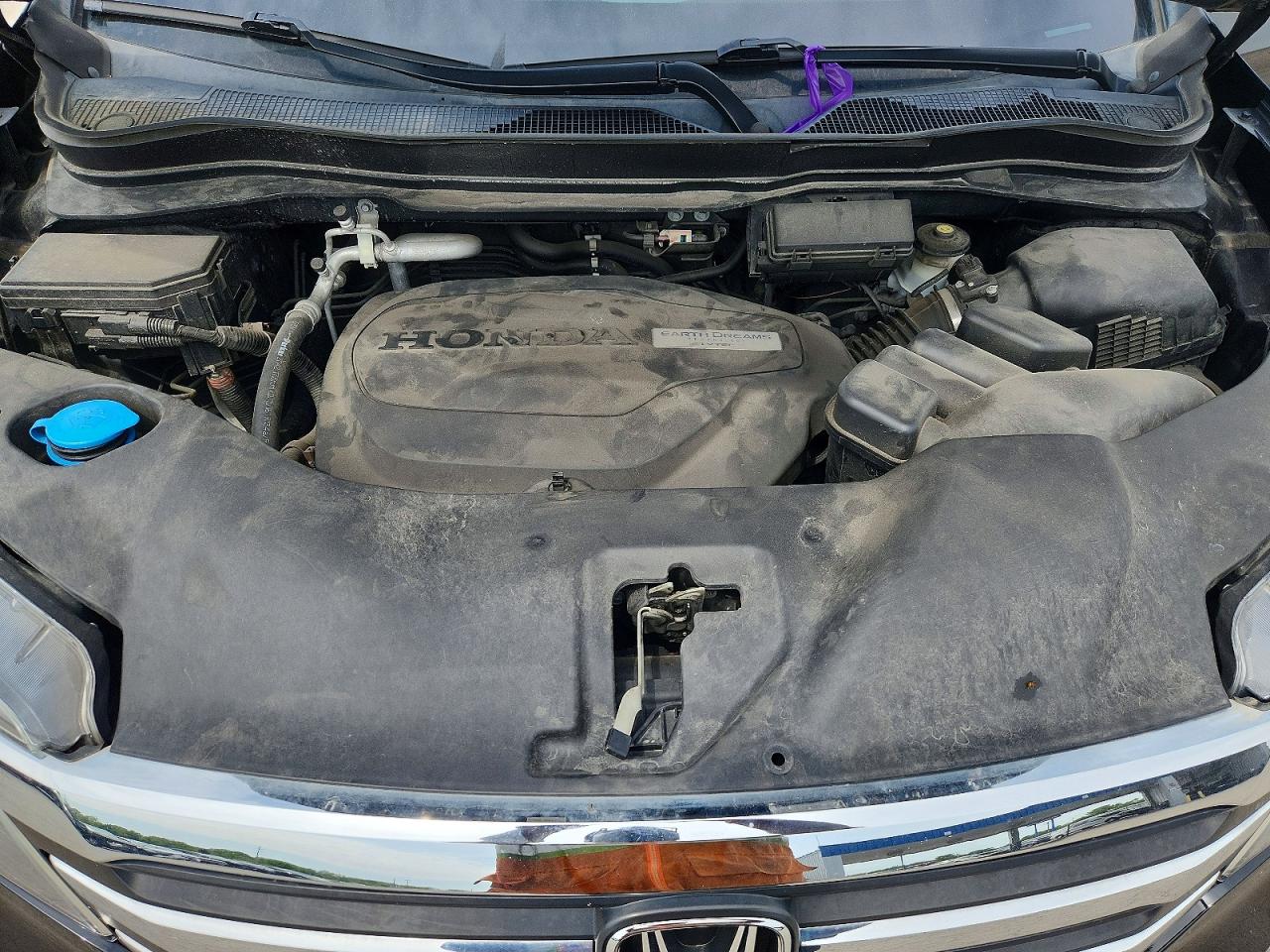 2016 HONDA PILOT LX photo 23