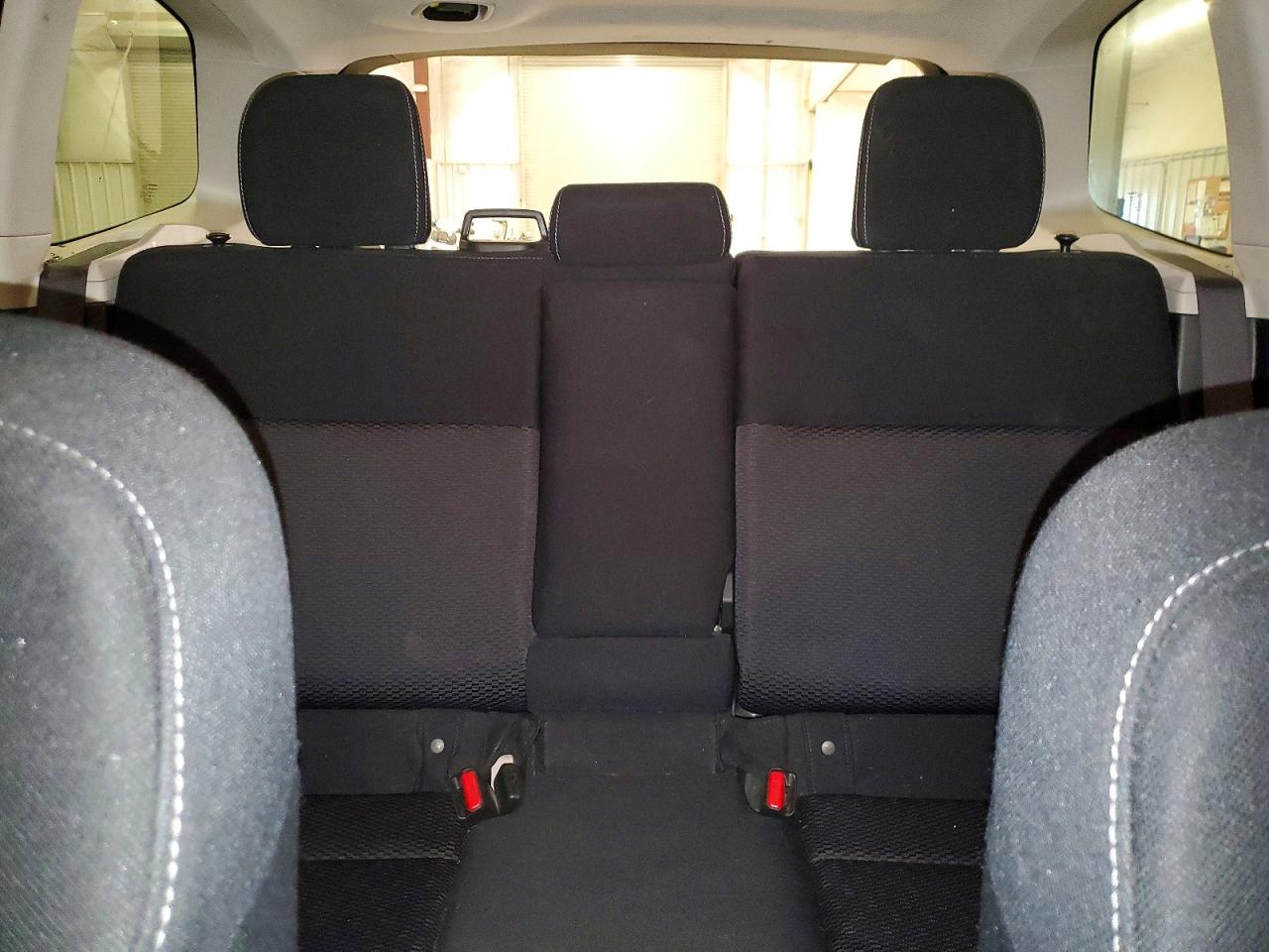 2015 SUBARU FORESTER photo 28