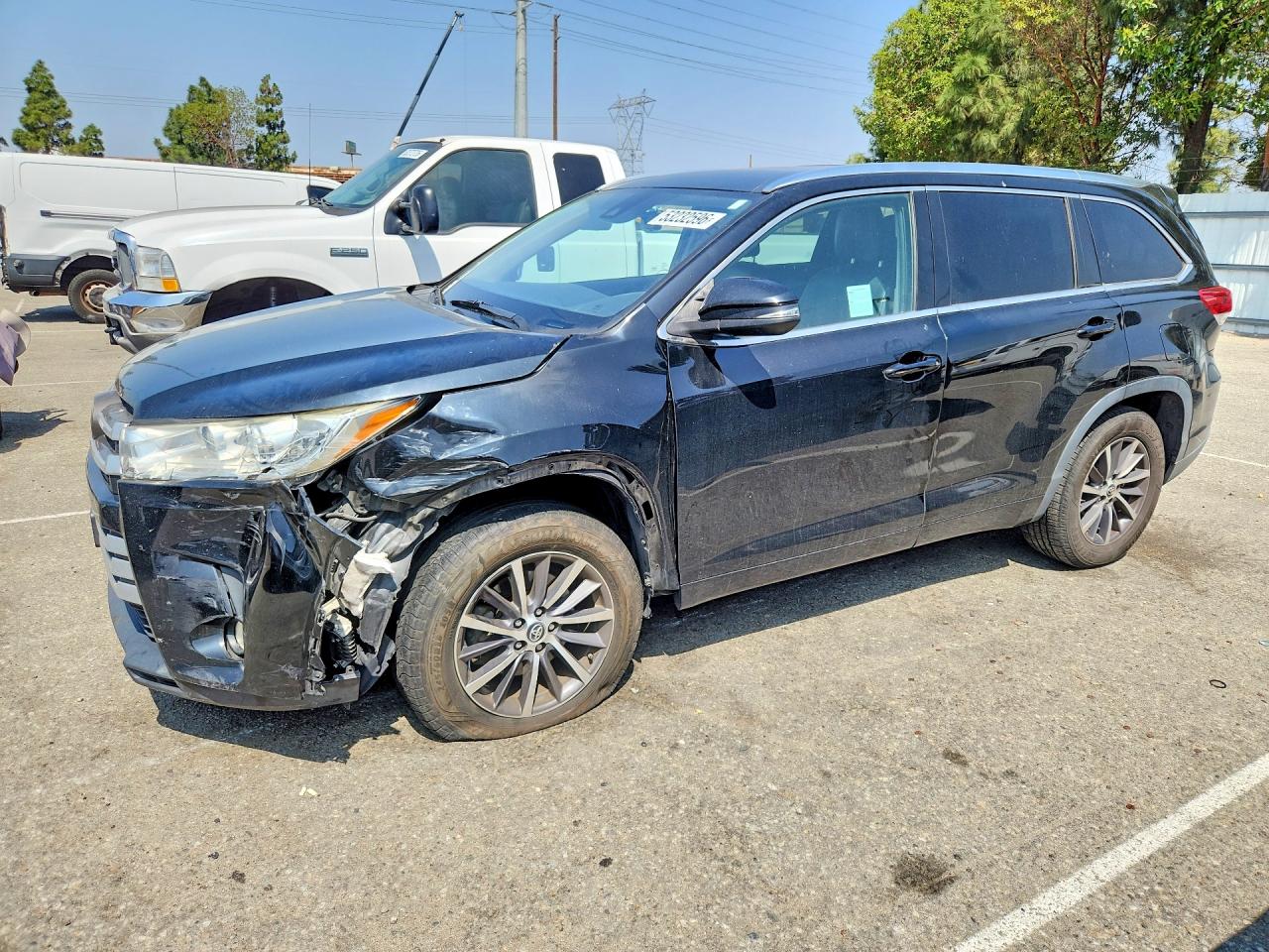 2017 TOYOTA HIGHLANDER