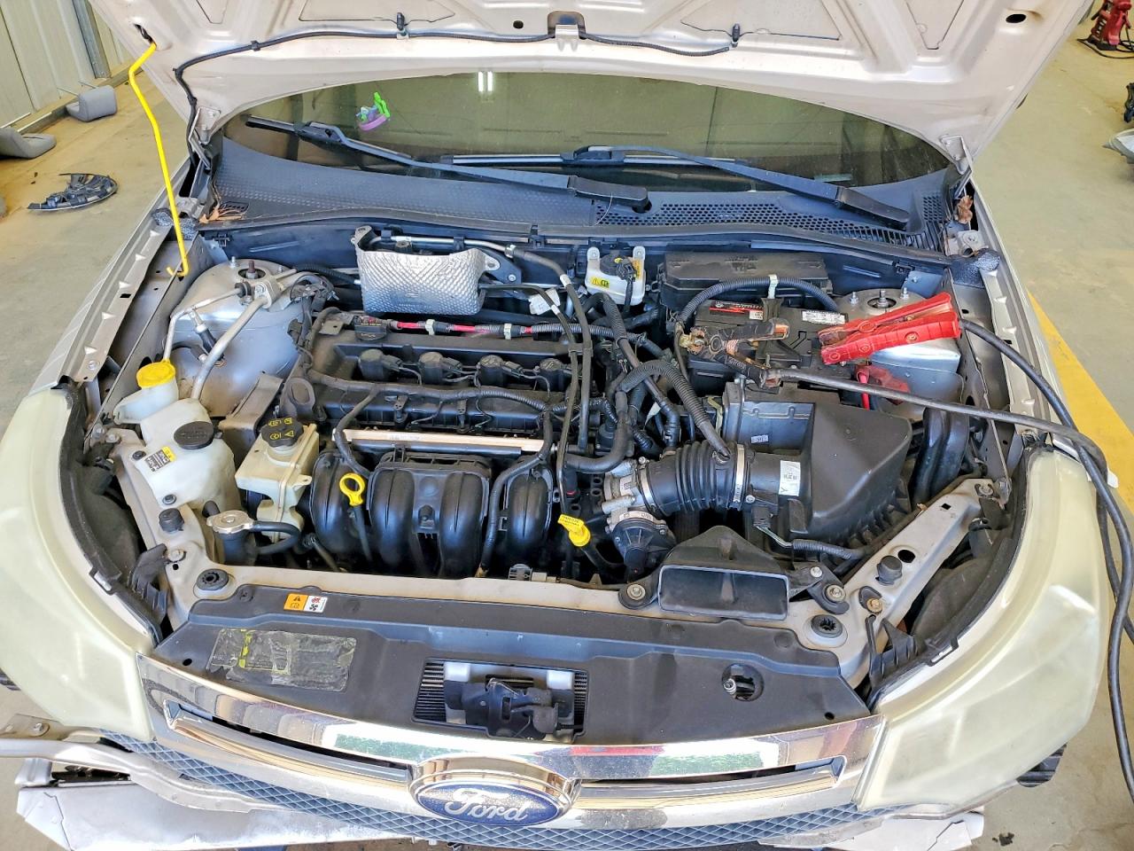 2009 FORD FOCUS SE photo 31