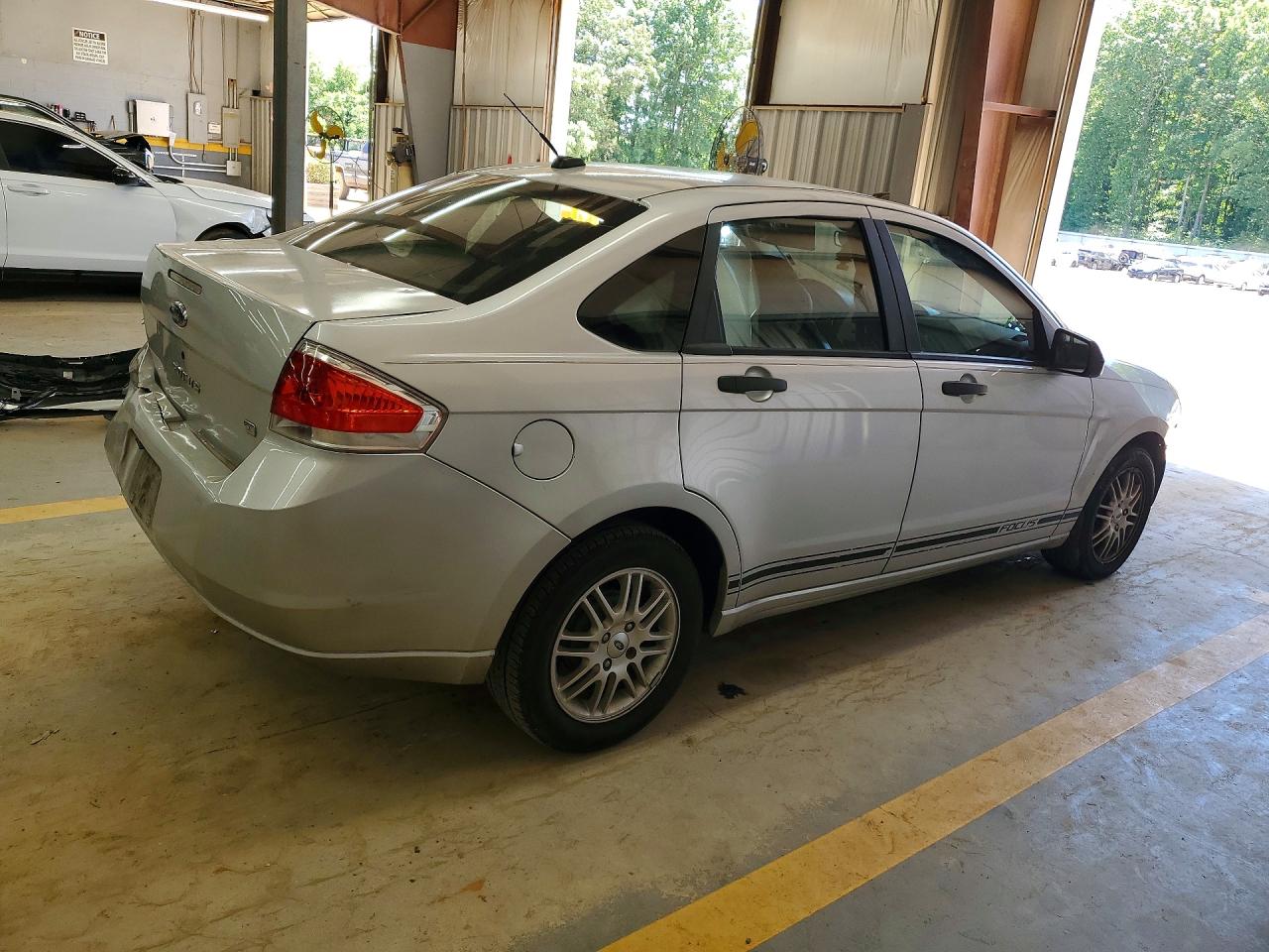 2009 FORD FOCUS SE photo 7