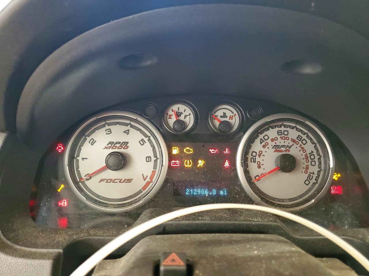 2009 FORD FOCUS SE photo 25