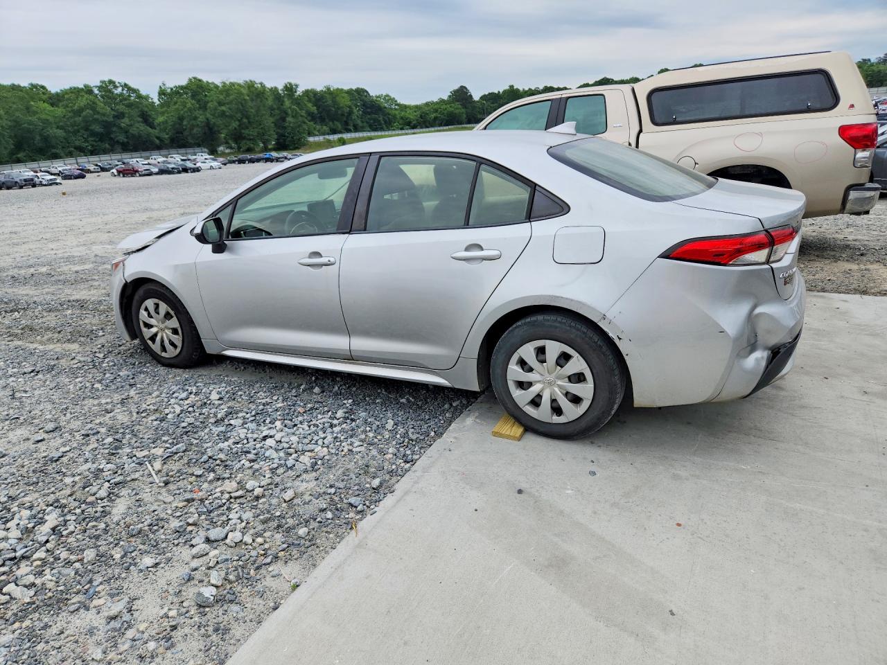 2020 TOYOTA COROLLA L photo 3