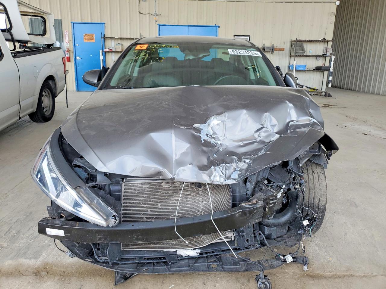 2020 HYUNDAI ELANTRA VALUE EDITION photo 9