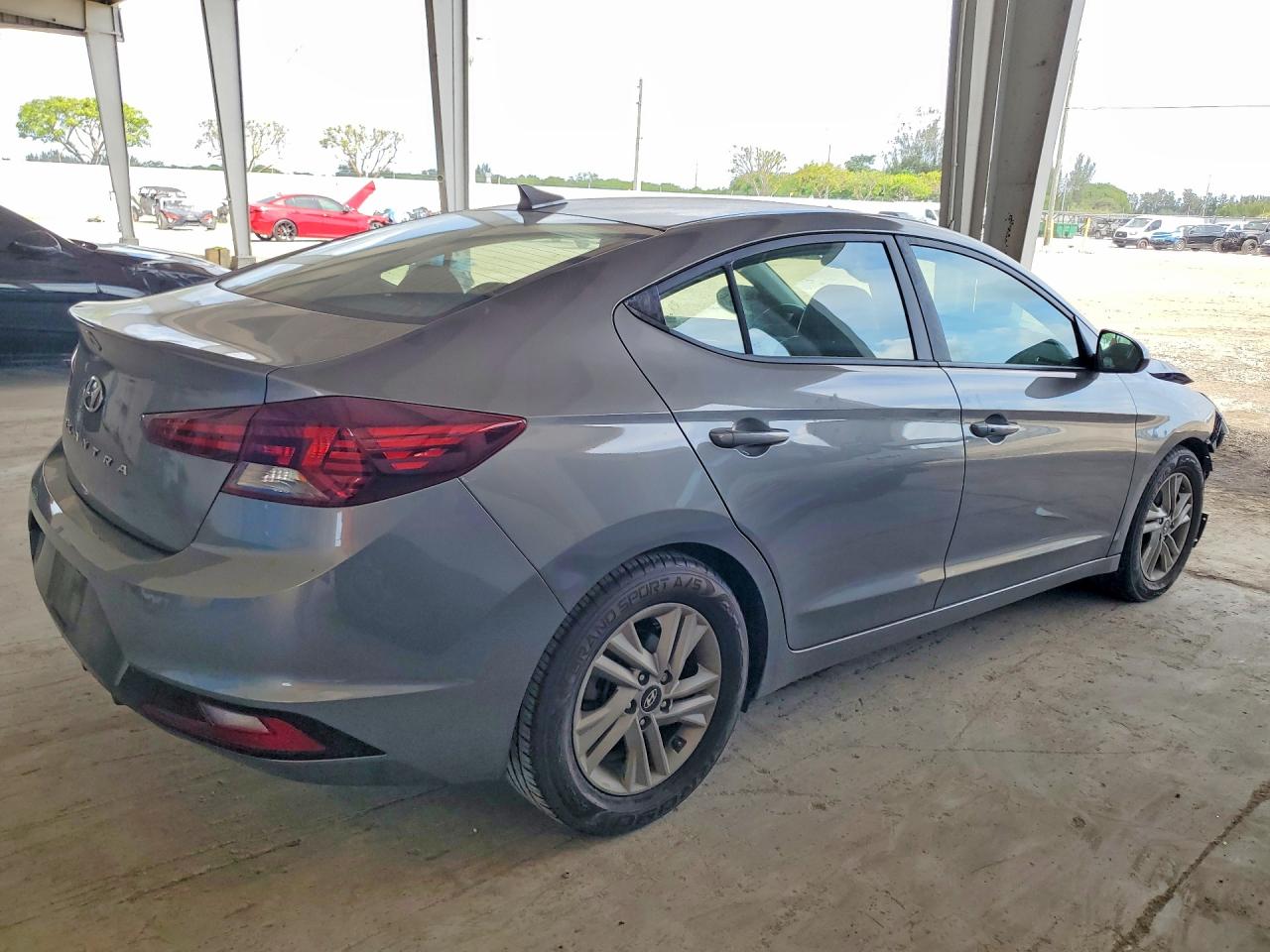 2020 HYUNDAI ELANTRA VALUE EDITION photo 5