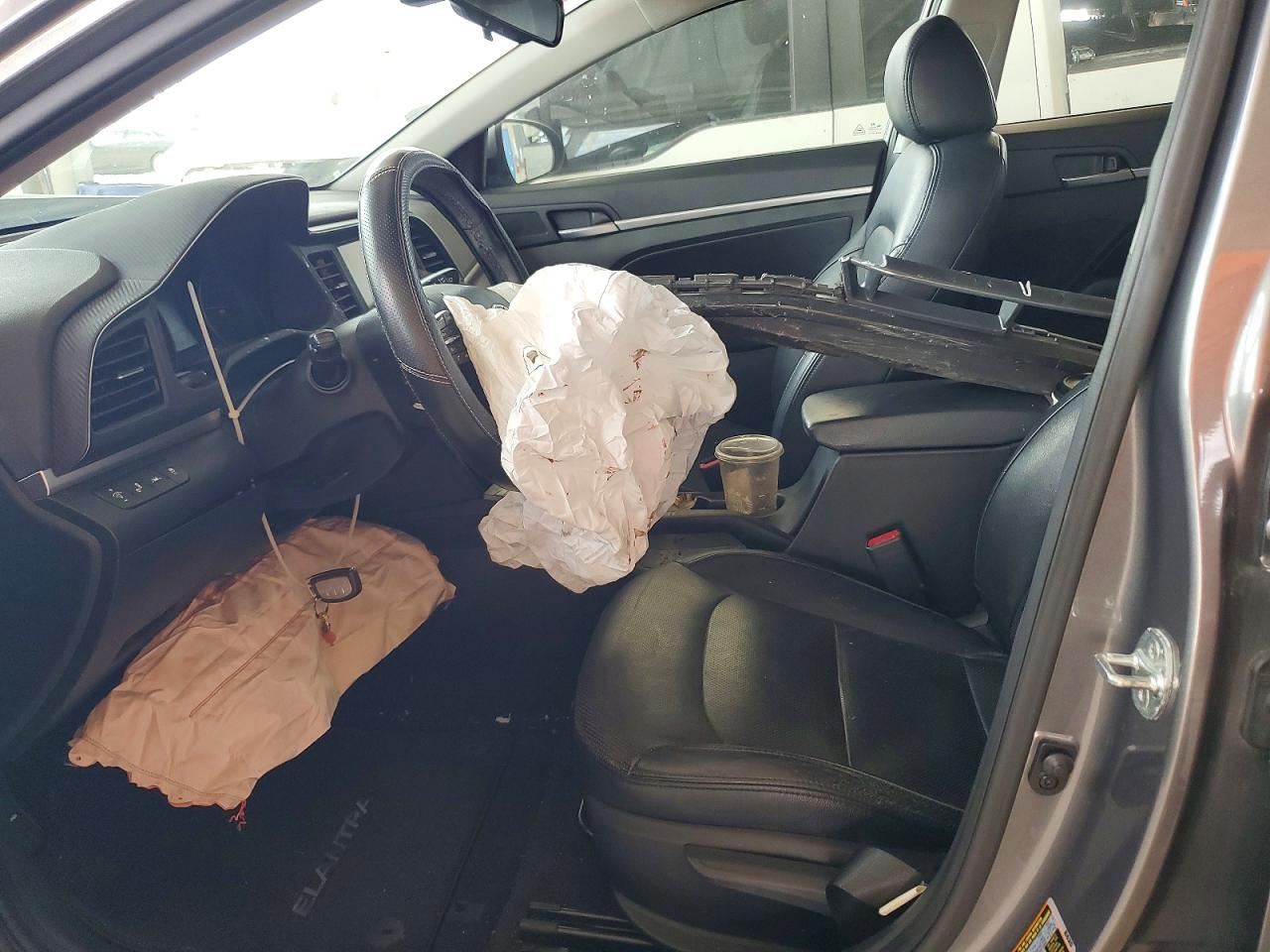 2020 HYUNDAI ELANTRA VALUE EDITION photo 13