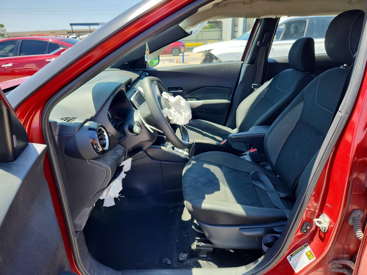 2020 NISSAN KICKS SV photo 13