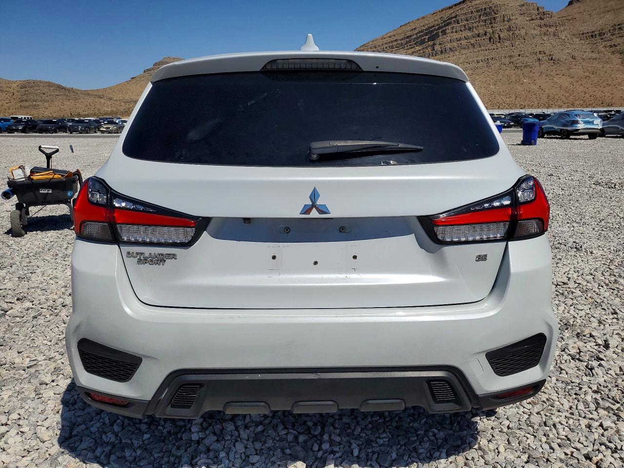 2022 MITSUBISHI OUTLANDER SPORT ES photo 16