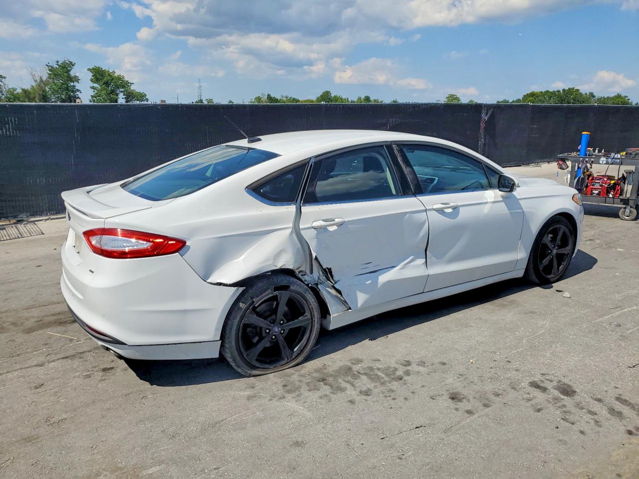 2016 FORD FUSION SE photo 5