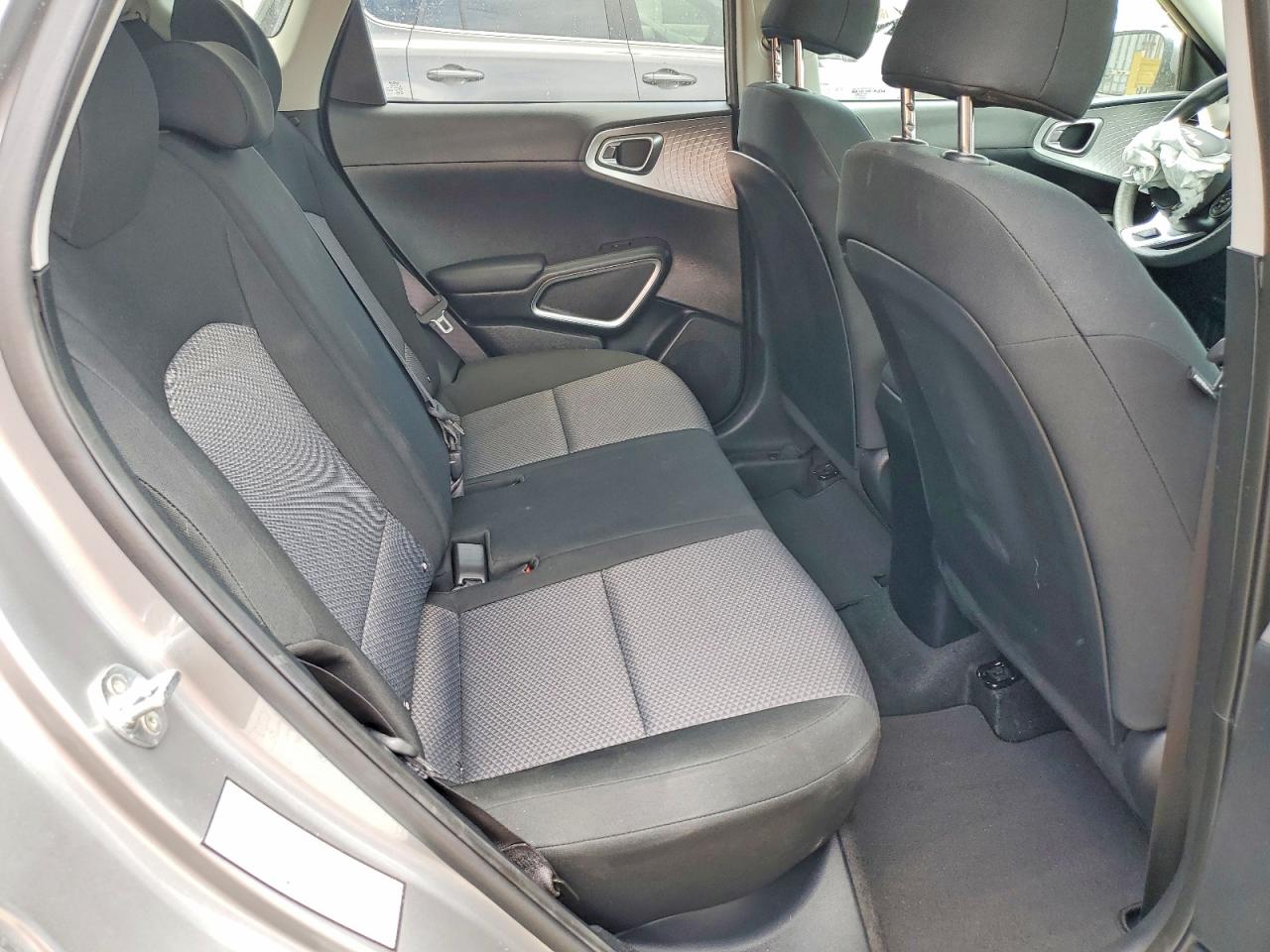 2022 KIA SOUL LX photo 21