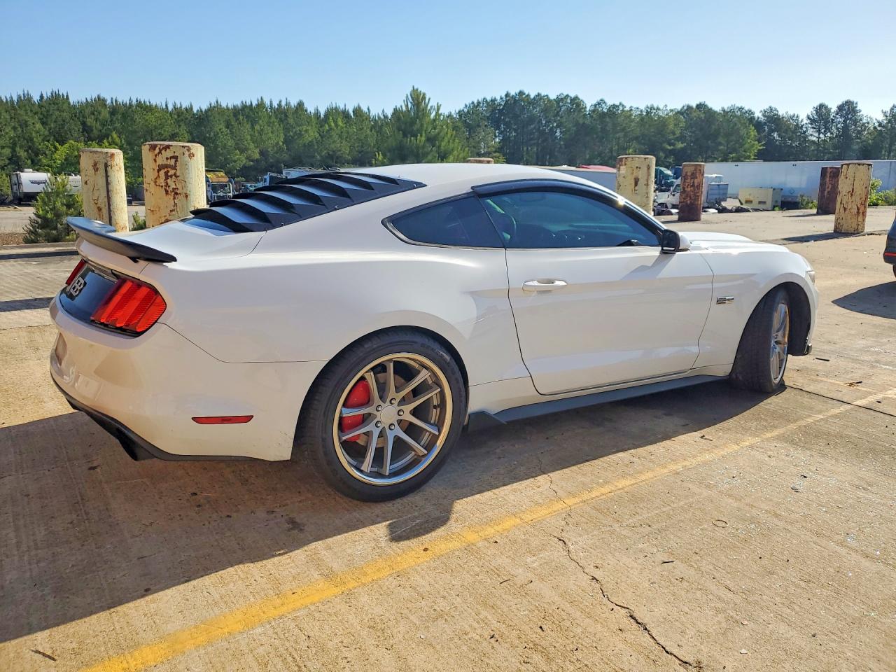 2017 FORD MUSTANG photo 7
