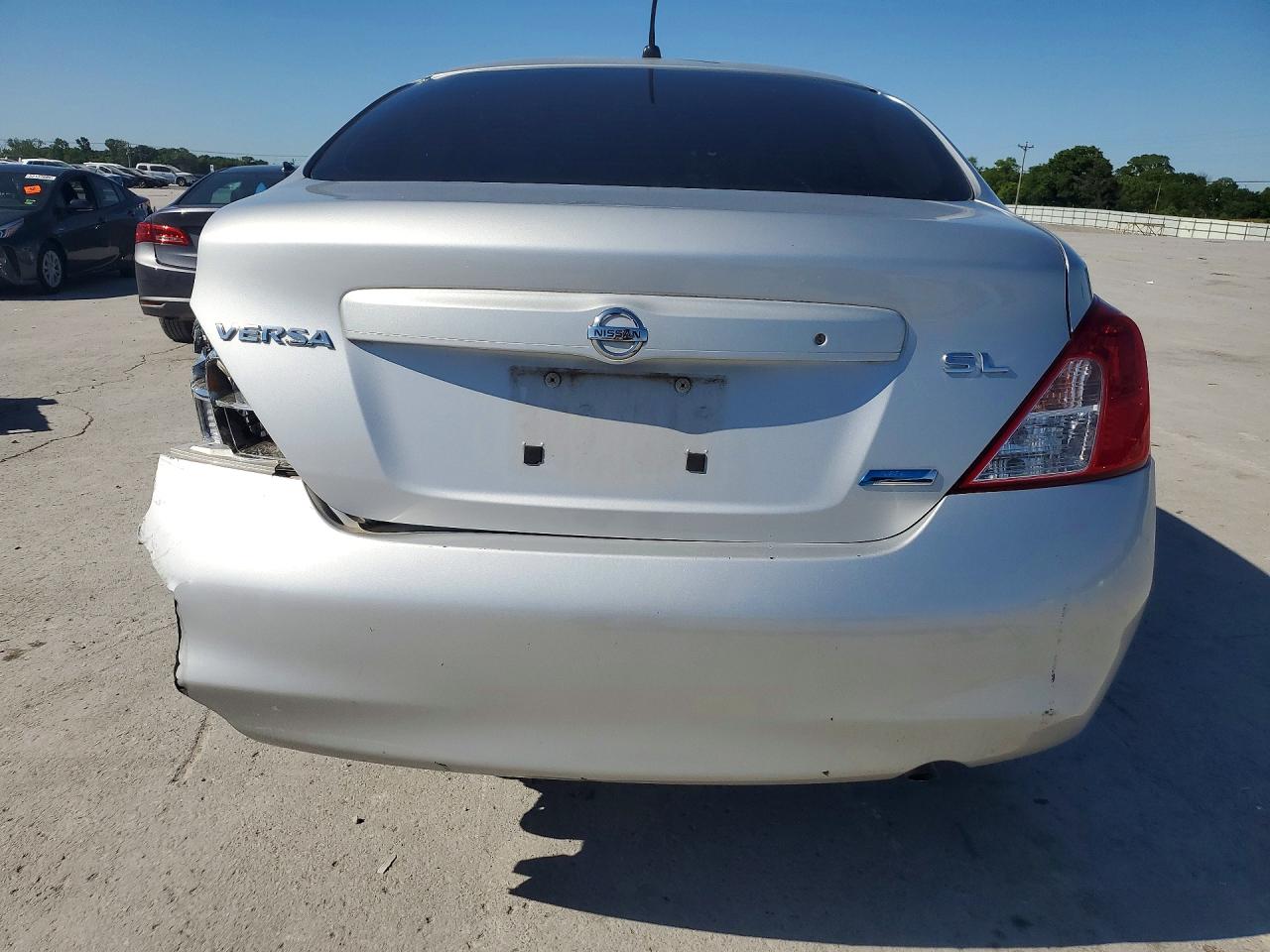 2012 NISSAN VERSA 1.6 S photo 11