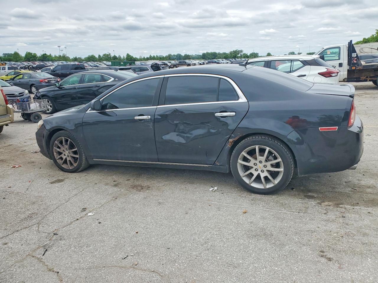 2011 CHEVROLET MALIBU LTZ photo 4