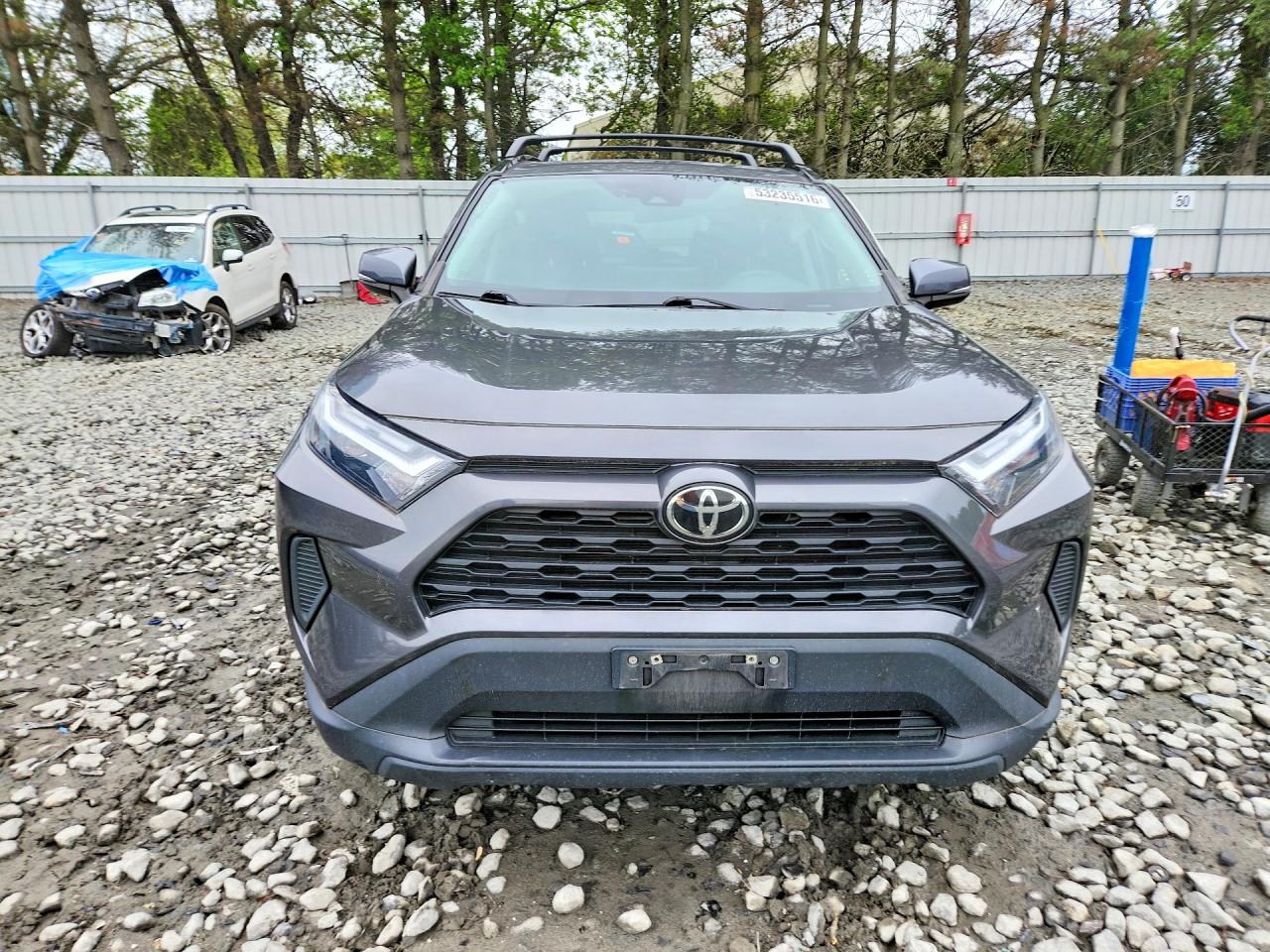 2022 TOYOTA RAV4 XLE photo 5