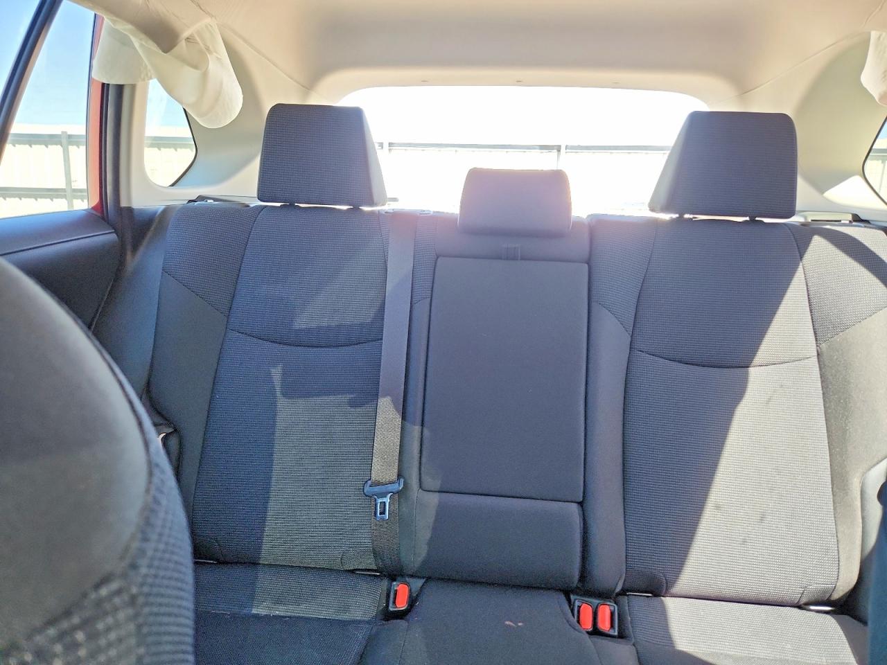 2019 TOYOTA RAV4 LE photo 19