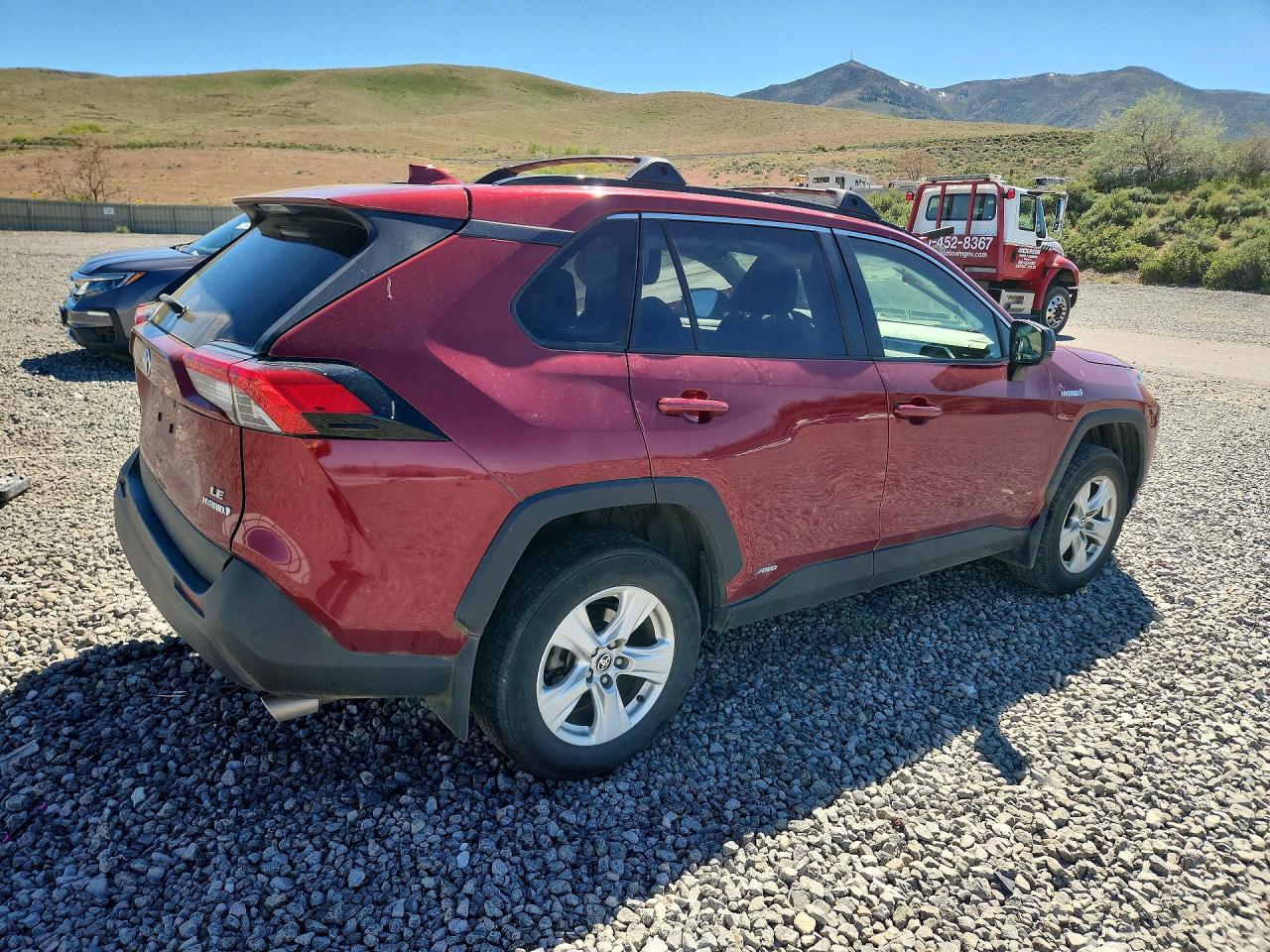 2019 TOYOTA RAV4 LE photo 5