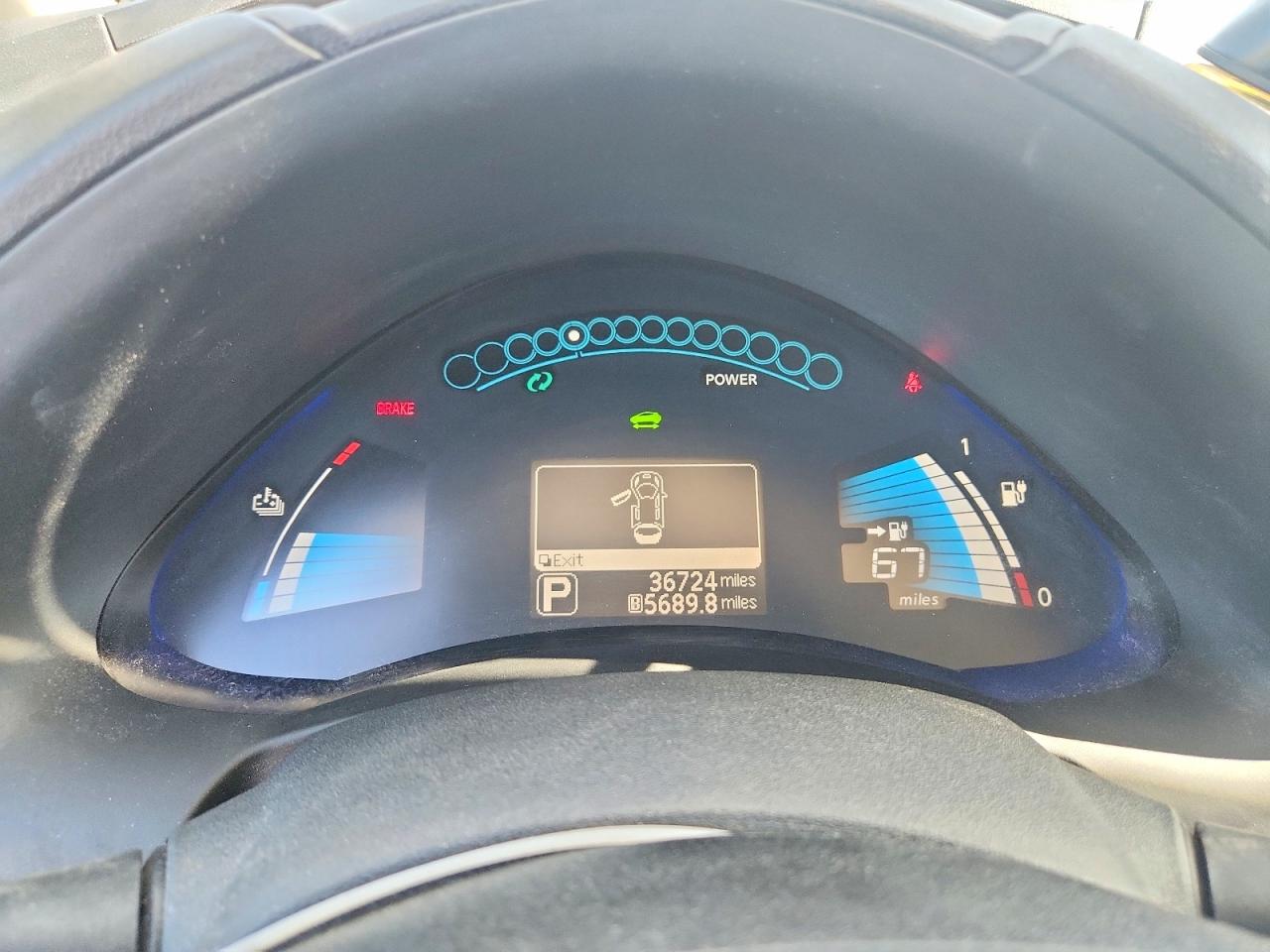 2017 NISSAN LEAF S photo 17