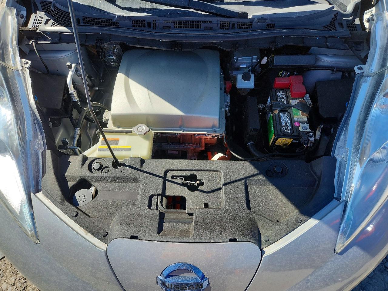 2017 NISSAN LEAF S photo 21