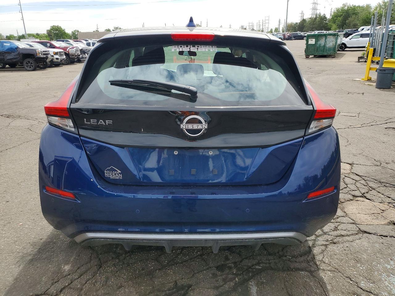 2025 NISSAN LEAF S photo 11