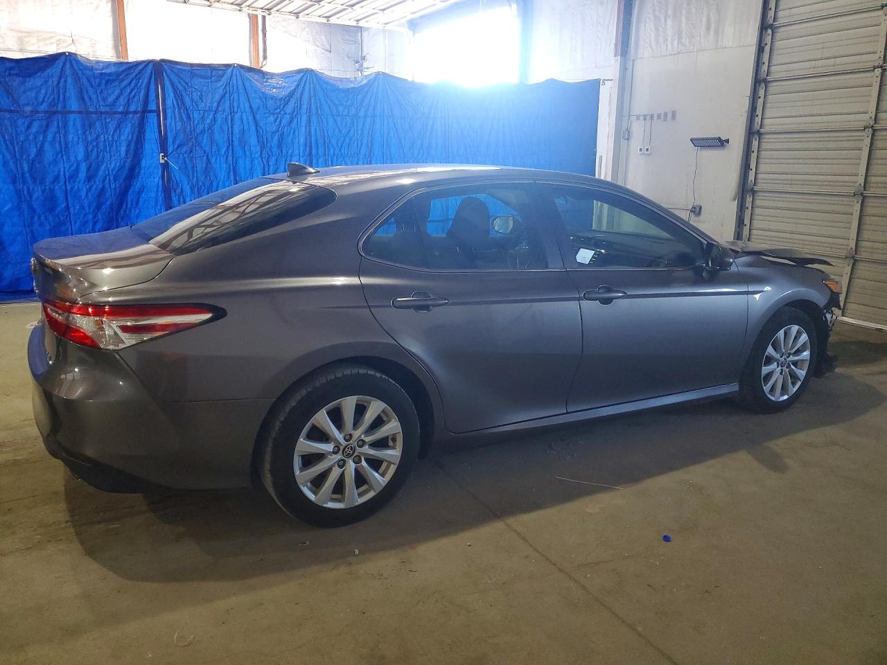 2020 TOYOTA CAMRY LE photo 7