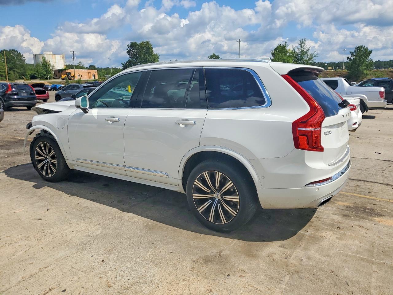 2021 VOLVO XC90 T8 RECHARGE INSCRIPTION photo 3