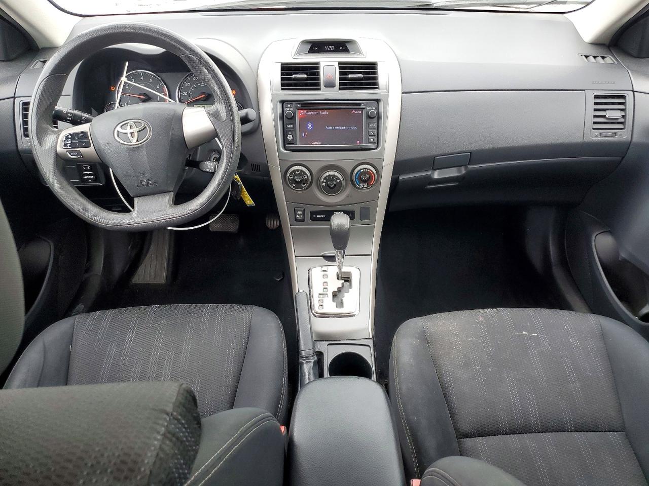 2013 TOYOTA COROLLA S photo 15