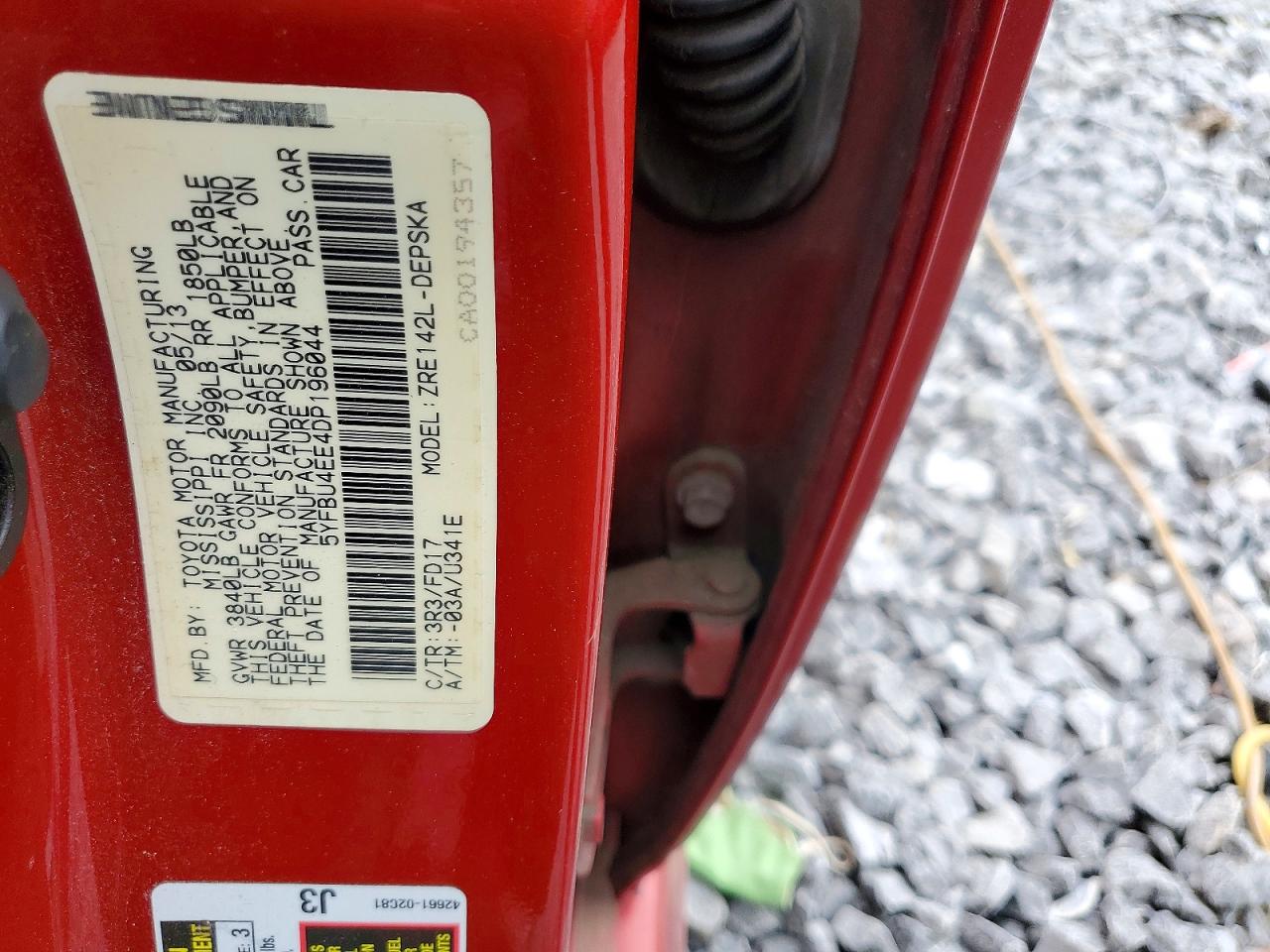 2013 TOYOTA COROLLA S photo 23