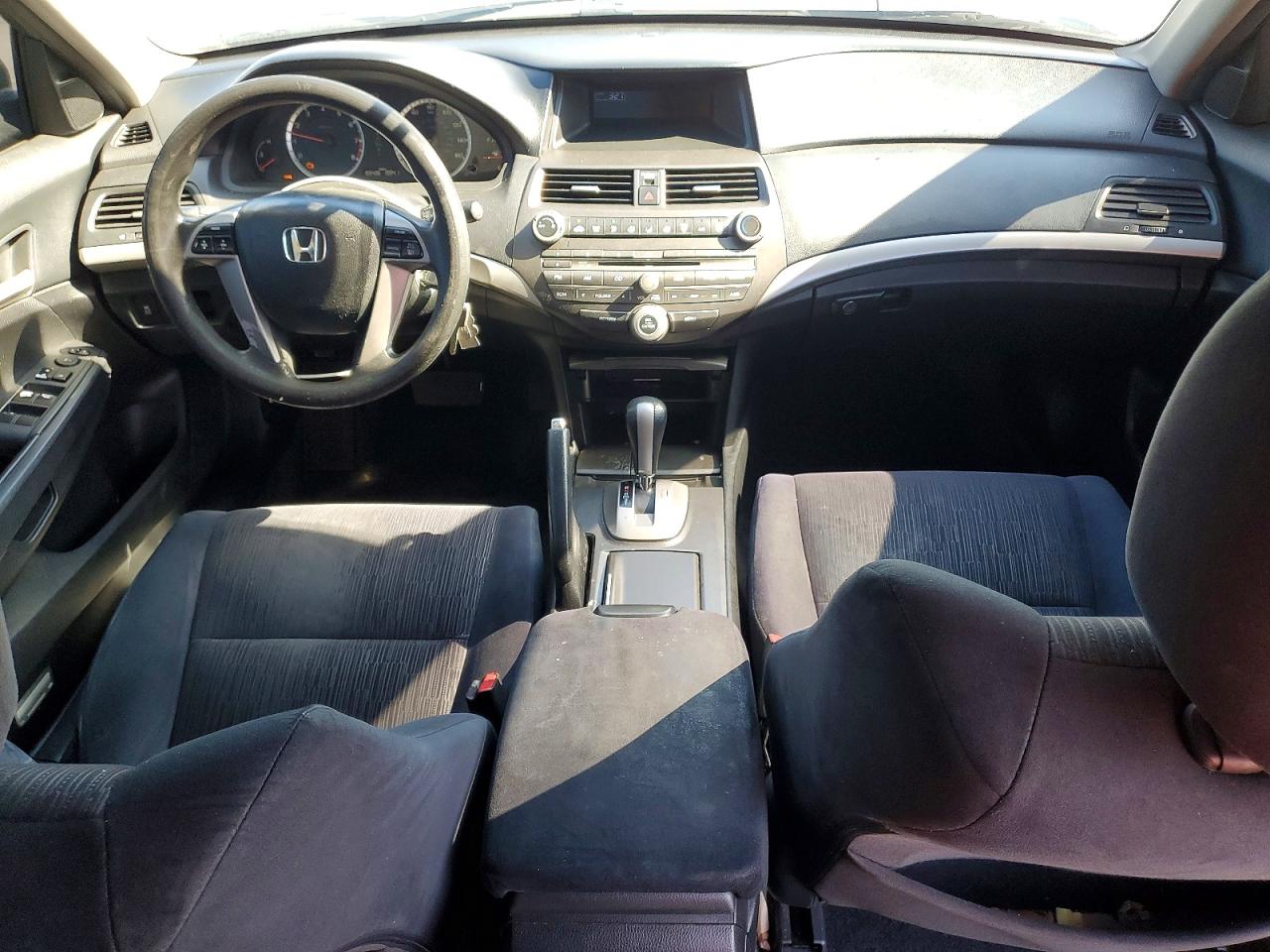 2012 HONDA ACCORD LX photo 15