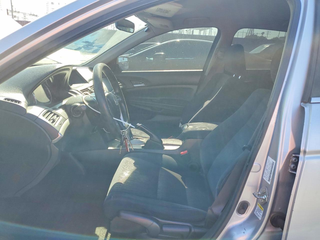 2012 HONDA ACCORD LX photo 13