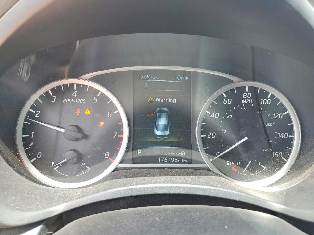 2018 NISSAN SENTRA SR photo 9